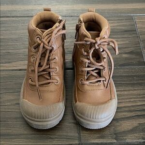 EUC Cat & Jack Tan High-Top Boots Size 9